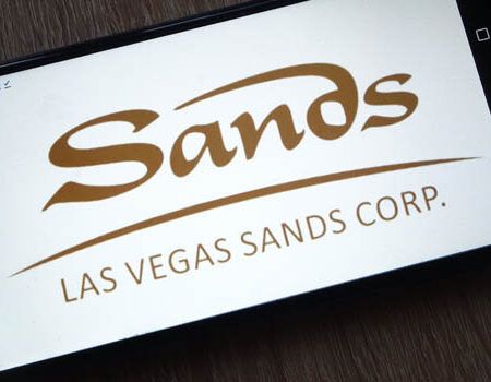 Las Vegas Sands Corp aumenta la partecipazione in Sands China Ltd in un contesto di crisi del mercato