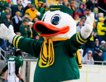 Quote, tempo e previsione di Liberty Flames vs. Oregon Ducks 2024 Fiesta Bowl