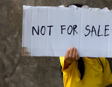 AGA lancia la formazione gratuita per combattere la tratta di esseri umani