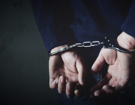 L’uomo di Las Vegas che ha aggredito il giudice soffre presumibilmente di schizofrenia